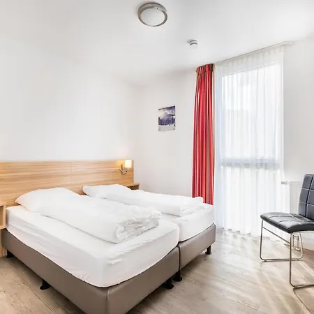 Spacious, Modern Apartment, Ten Minutes Walk From The Centre * ヴィンターベルク